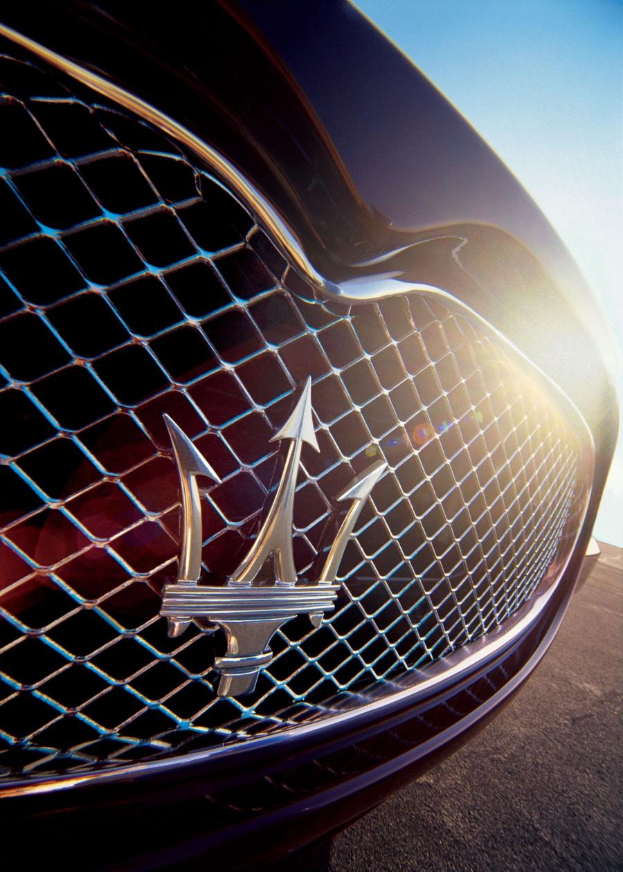  Maserati Quattroporte Executive GT 2005 года  (фото 3 из 18)